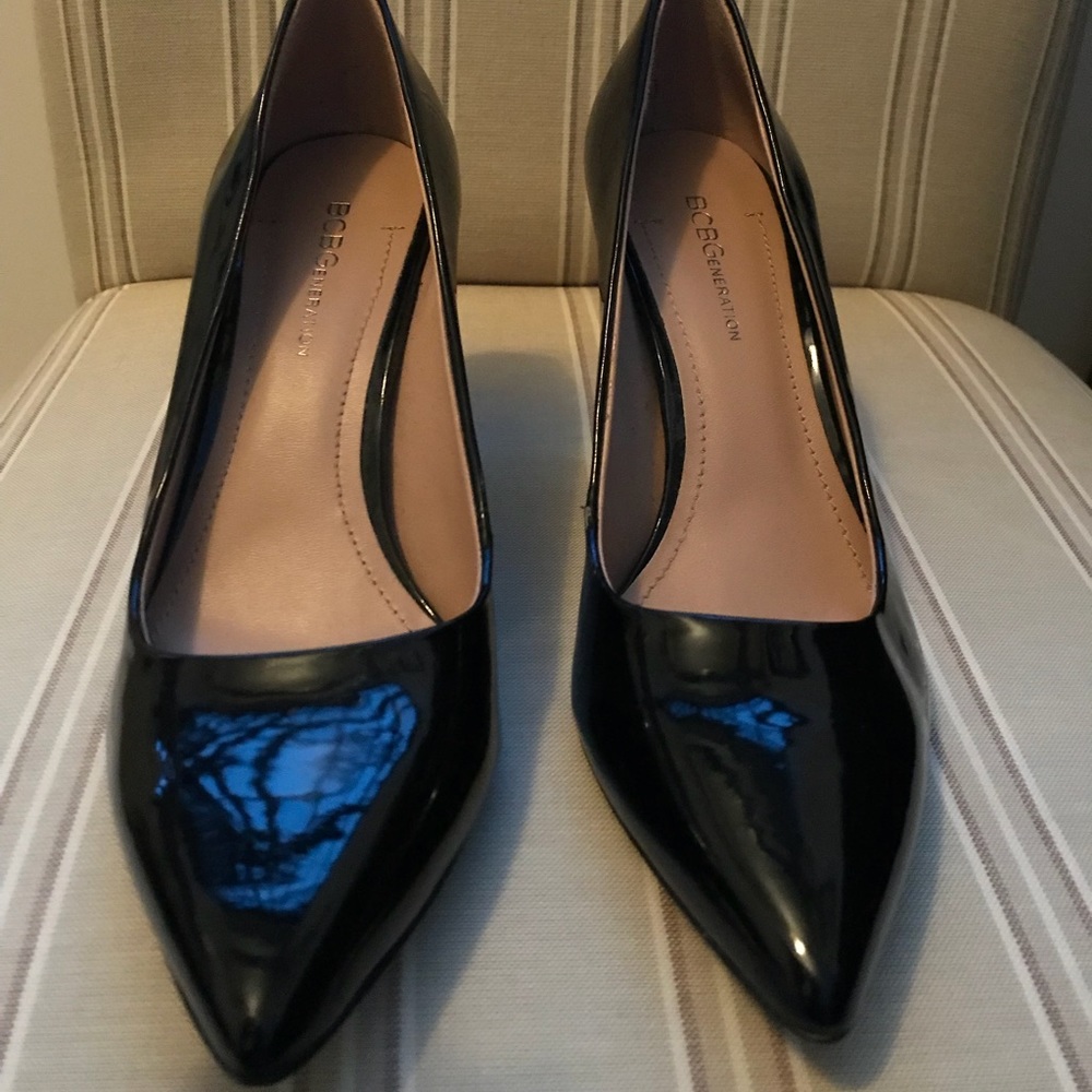 Bcbg black patent pumps